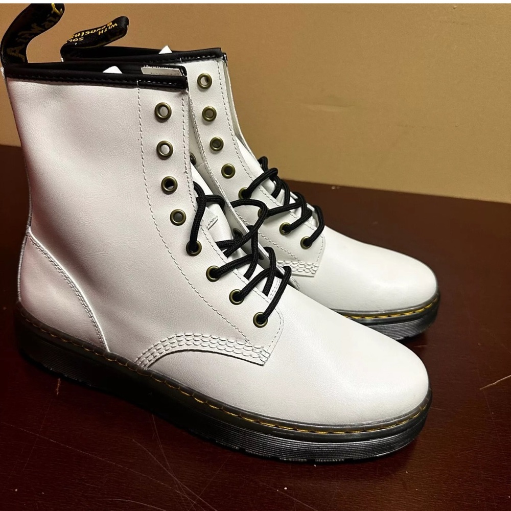Doc Martens Unisex Zavala White Leather Lace Up Combat Boots Men’s 9 Women’s 10